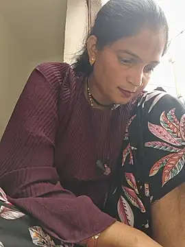 Snapshot of Chhaya_hot chatting on 07/01/26, 01:39 Chhaya hot online show from 07/01/26, 01:39