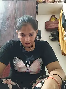 Snapshot of Chhaya_hot chatting on 07/15/26, 04:41 Chhaya hot online show from 07/15/26, 04:41