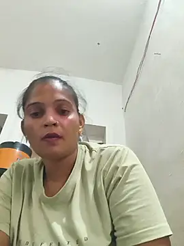 Snapshot of Chhaya_hot chatting on 06/13/26, 12:25 Chhaya hot online show from 06/13/26, 12:25