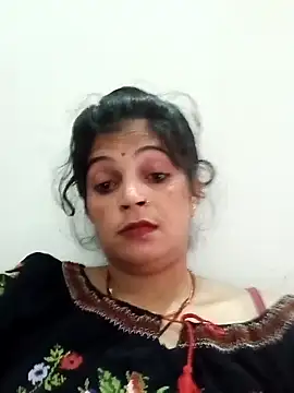 Chhaya hot online show from 11/02/25, 01:43