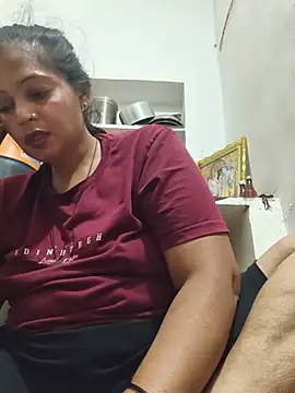 Snapshot of Chhaya_hot chatting on 06/16/26, 11:49 Chhaya hot online show from 06/16/26, 11:49