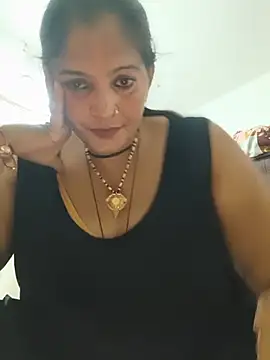 Snapshot of Chhaya_hot chatting on 06/28/26, 02:01 Chhaya hot online show from 06/28/26, 02:01