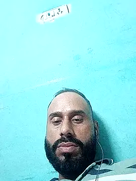 Snapshot of amitkumarkangra chatting on 10/10/25, 02:40 amitkumarkangra online show from 10/10/25, 02:40