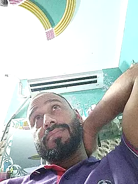 Snapshot of amitkumarkangra chatting on 09/19/25, 01:09 amitkumarkangra online show from 09/19/25, 01:09