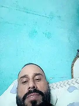 Snapshot of amitkumarkangra chatting on 10/15/25, 05:32 amitkumarkangra online show from 10/15/25, 05:32