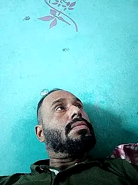Snapshot of amitkumarkangra chatting on 09/21/25, 02:28 amitkumarkangra online show from 09/21/25, 02:28