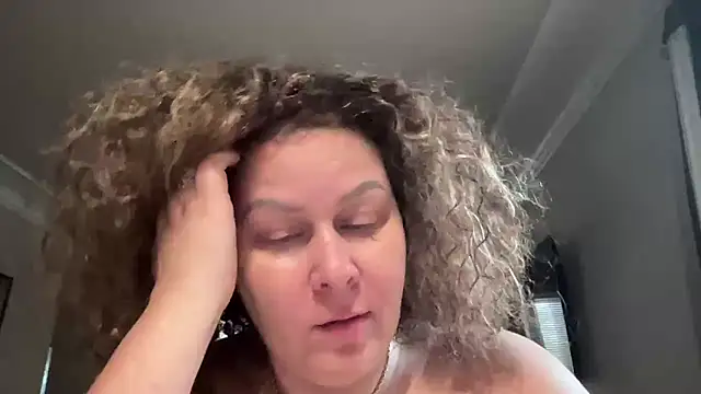 Snapshot of number1slut chatting on 09/23/25, 02:46 number1slut online show from 09/23/25, 02:46