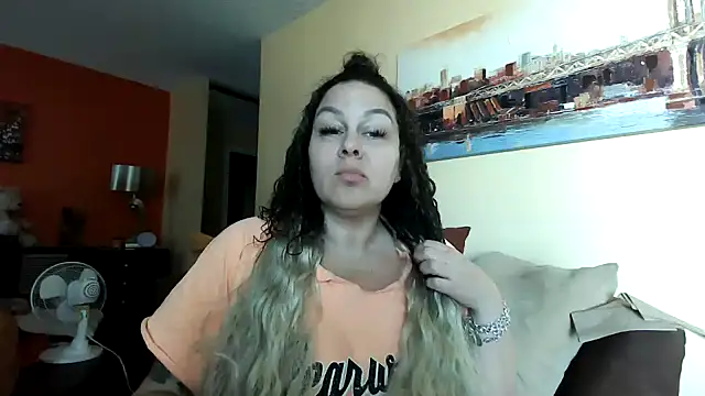Snapshot of number1slut chatting on 02/13/25, 07:31 number1slut online show from 02/13/25, 07:31