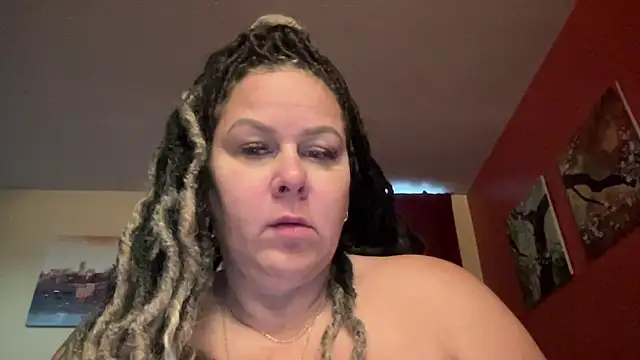 Snapshot of number1slut chatting on 05/05/26, 12:19 number1slut online show from 05/05/26, 12:19