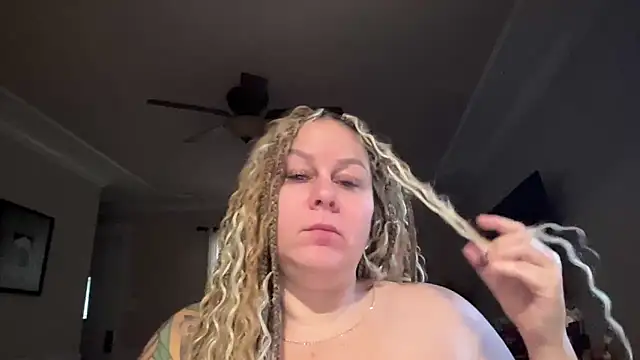 number1slut online show from 03/17/26, 01:36