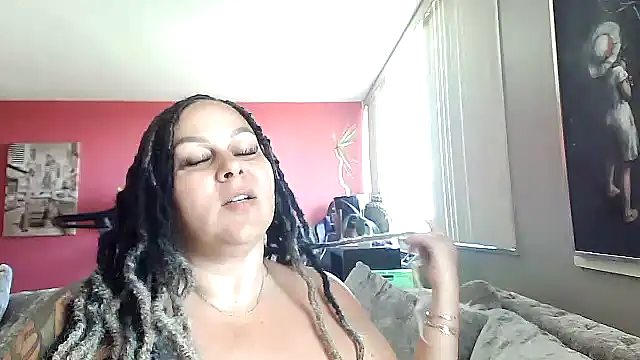 Snapshot of number1slut chatting on 04/23/26, 03:24 number1slut online show from 04/23/26, 03:24