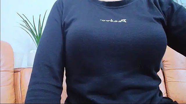 mylove20022 online show from 02/22/26, 05:47