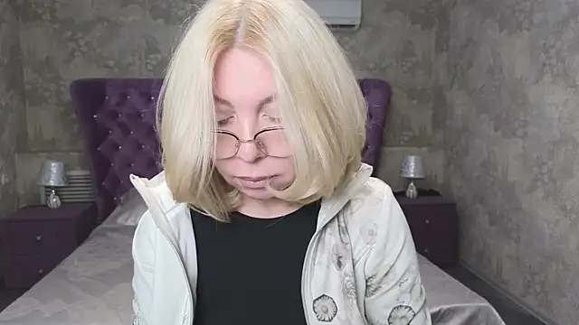 Wendy Waves online show from 03/24/26, 12:05