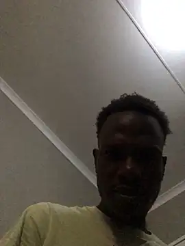 cuminsidebby online show from 12/04/25, 04:33