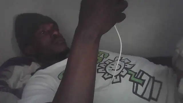 cuminsidebby online show from 12/15/25, 09:09