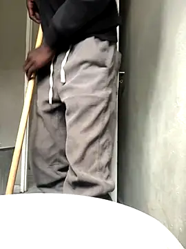 cuminsidebby online show from 10/31/25, 05:04