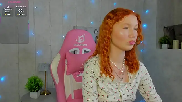 Snapshot of Anna_Patterson chatting on 10/01/25, 11:08 Anna Patterson online show from 10/01/25, 11:08