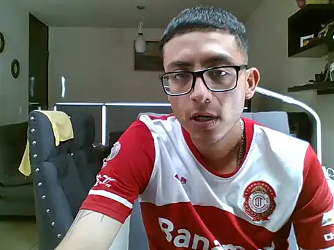 Jaleale33 online show from 04/10/26, 04:25