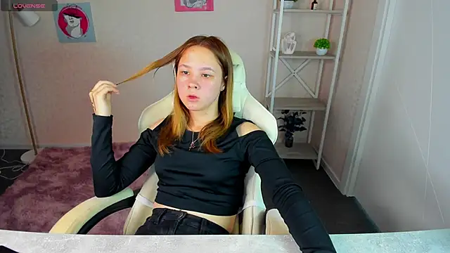 Lori Blossom online show from 09/24/25, 08:32