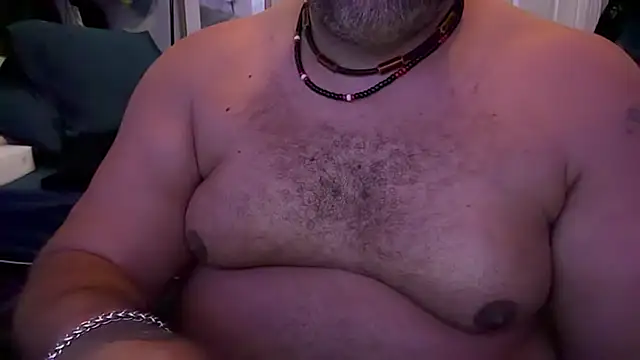 TheGreenEyedBear online show from 06/10/26, 08:04
