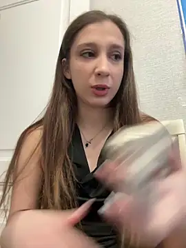 yourfavpsy  online show from 04/02/26, 01:29