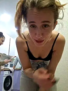 yourfavpsy  online show from 11/07/25, 02:10