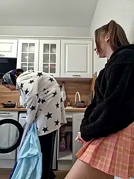 yourfavpsy  online show from 09/26/25, 01:29