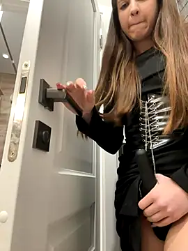 yourfavpsy  online show from 11/30/25, 02:18