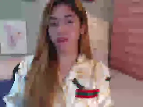 Snapshot of urGoddessChloexxx chatting on 04/08/26, 08:10 urGoddessChloexxx online show from 04/08/26, 08:10