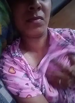 Snapshot of tamanna-hot chatting on 10/11/25, 11:44 tamanna-hot online show from 10/11/25, 11:44
