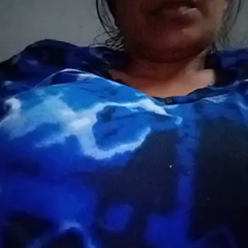 Snapshot of tamanna-hot chatting on 10/19/25, 12:08 tamanna-hot online show from 10/19/25, 12:08