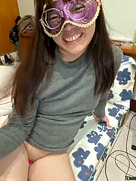 Snapshot of hihiakiko chatting on 01/10/26, 04:02 hihiakiko online show from 01/10/26, 04:02