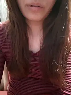 Snapshot of hihiakiko chatting on 02/06/26, 02:24 hihiakiko online show from 02/06/26, 02:24