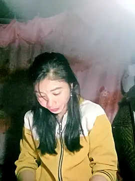 Phuongphuongg online show from 11/18/25, 02:05