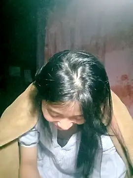 Phuongphuongg online show from 11/15/25, 01:37