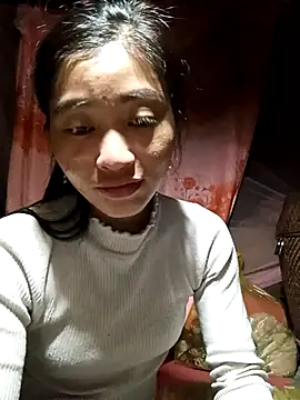 Phuongphuongg online show from 11/02/25, 12:54