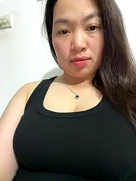 Nhung584 online show from 09/15/25, 01:44