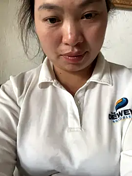 Nhung584 online show from 10/07/25, 08:04