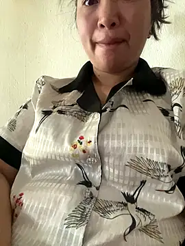 Nhung584 online show from 09/27/25, 12:17