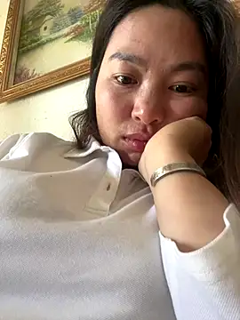 Nhung584 online show from 11/04/25, 06:50