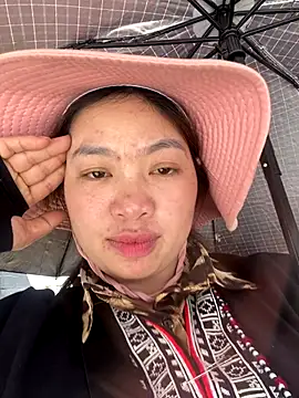 Nhung584 online show from 10/27/25, 05:30