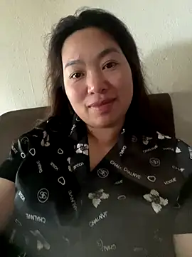 Nhung584 online show from 11/08/25, 08:18