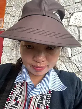 Nhung584 online show from 09/18/25, 05:43