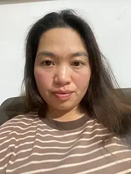 Nhung584 online show from 10/30/25, 02:25