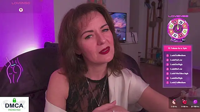 Witch in Silk online show from 10/04/25, 06:20