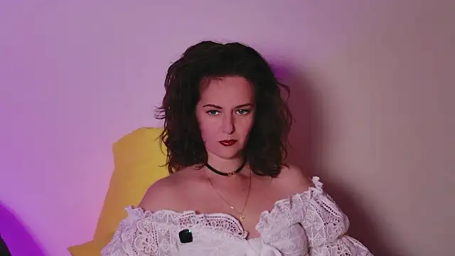 Witch in Silk online show from 03/16/26, 05:26