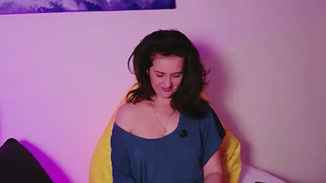 Witch in Silk online show from 03/12/26, 08:02