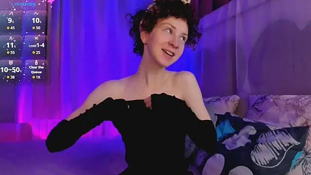 M1BabyG1rl online show from 12/15/25, 09:26