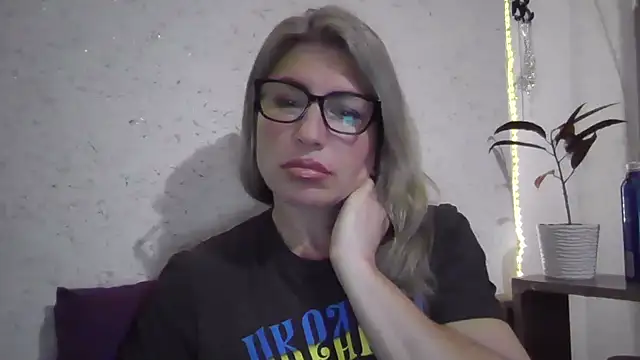 fox red lady7 online show from 01/09/26, 04:47