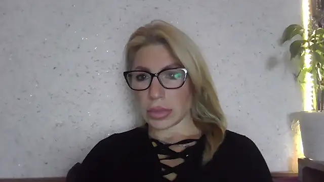 fox red lady7 online show from 11/06/25, 09:13